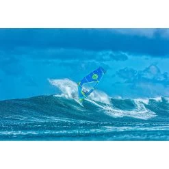 Planches Windsurf Vague/freestyle Quatro Cube Pro 2022/2023 -Magasin de matériel de surf cube pro 15