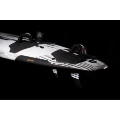 Planches Windsurf Vague/freestyle Quatro Cube Pro 2022/2023 -Magasin de matériel de surf cube pro 7