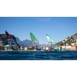 Voiles Windsurf Freeride Duotone E_Pace Black/Turquoise 2022 12 Voiles Windsurf Freeride Duotone E_Pace Black/Turquoise 2022 -Magasin de matériel de surf epace blackturquoise 2