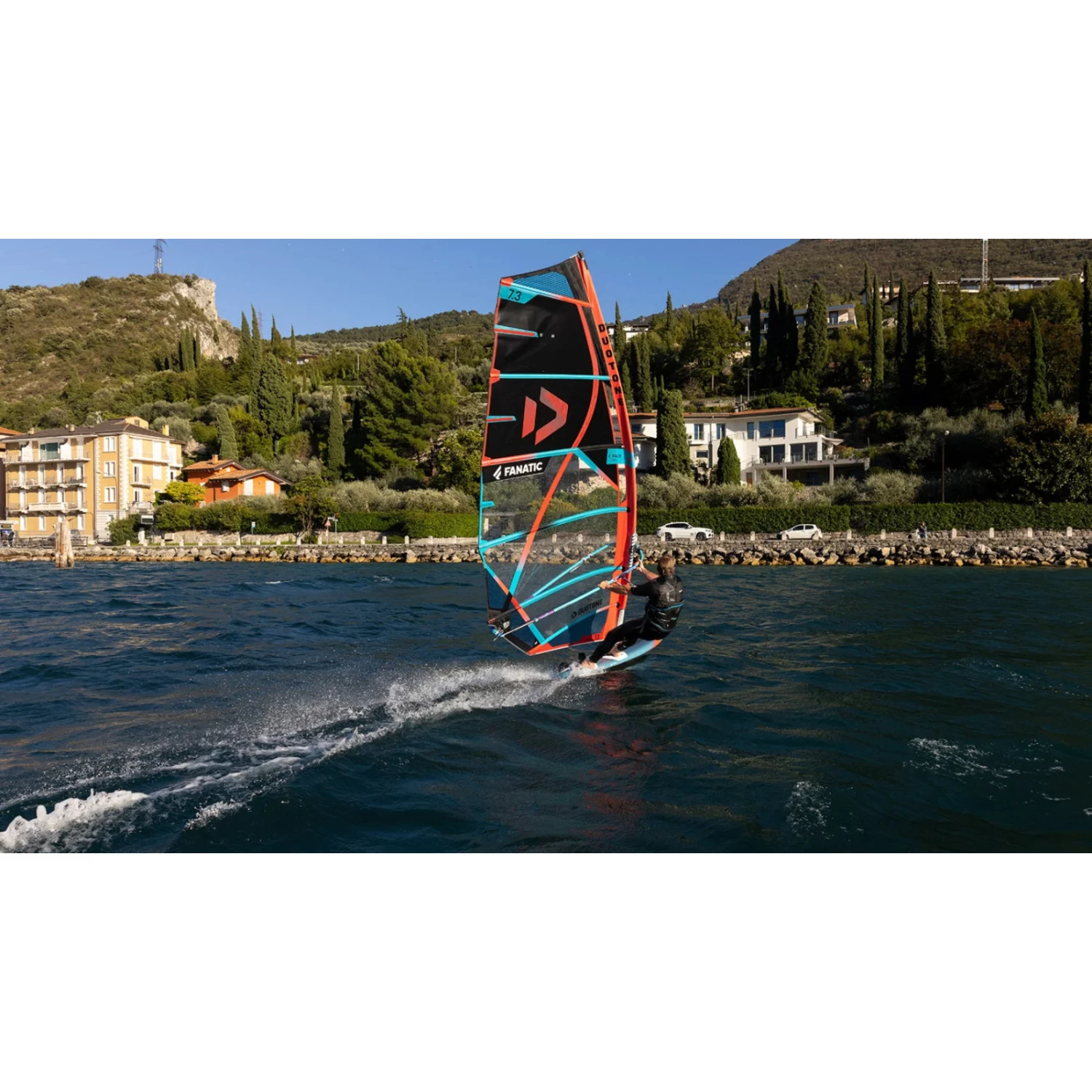 Voiles Windsurf Freeride Duotone E_Pace Black/Turquoise 2022 9 Voiles Windsurf Freeride Duotone E_Pace Black/Turquoise 2022 – Image 9