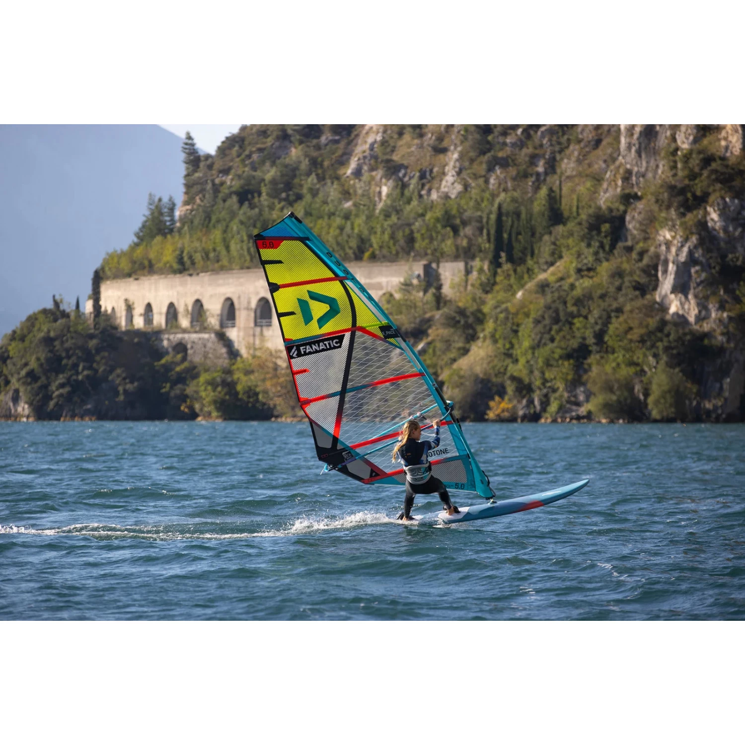 Planches Windsurf Freeride Fanatic Gecko LTD 2022 11 Planches Windsurf Freeride Fanatic Gecko LTD 2022 – Image 11