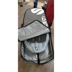 Housses Wingfoil Side-on Housse Wingfoil Board Grey 2023 12 Housses Wingfoil Side-on Housse Wingfoil Board Grey 2023 -Magasin de matériel de surf housse foil board 5