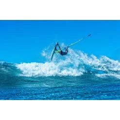 Planches Windsurf Vague/freestyle Quatro Pyramid Pro 2022 -Magasin de matériel de surf pyramid pro 2