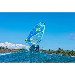 Planches Windsurf Vague/freestyle Quatro Pyramid Pro 2022 -Magasin de matériel de surf pyramid pro 3