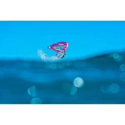 Planches Windsurf Vague/freestyle Quatro Pyramid Pro 2022 -Magasin de matériel de surf pyramid pro 4