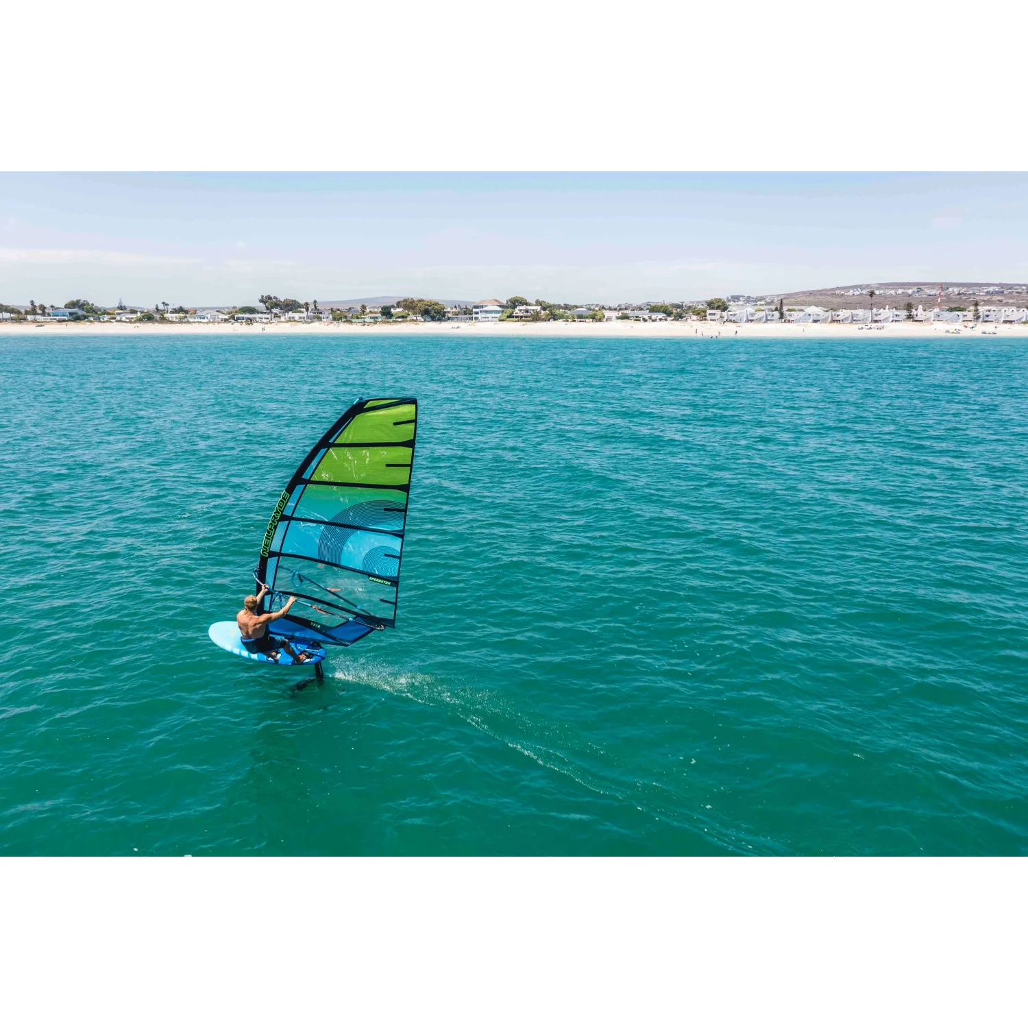 Voiles Windsurf Slalom/Race Neil Pryde Speedster C6 2022 3 Voiles Windsurf Slalom/Race Neil Pryde Speedster C6 2022 – Image 3