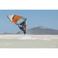 Planches Windsurf Vague/freestyle RRD TWINTIP LTD 2021 -Magasin de matériel de surf twintip ltd 4