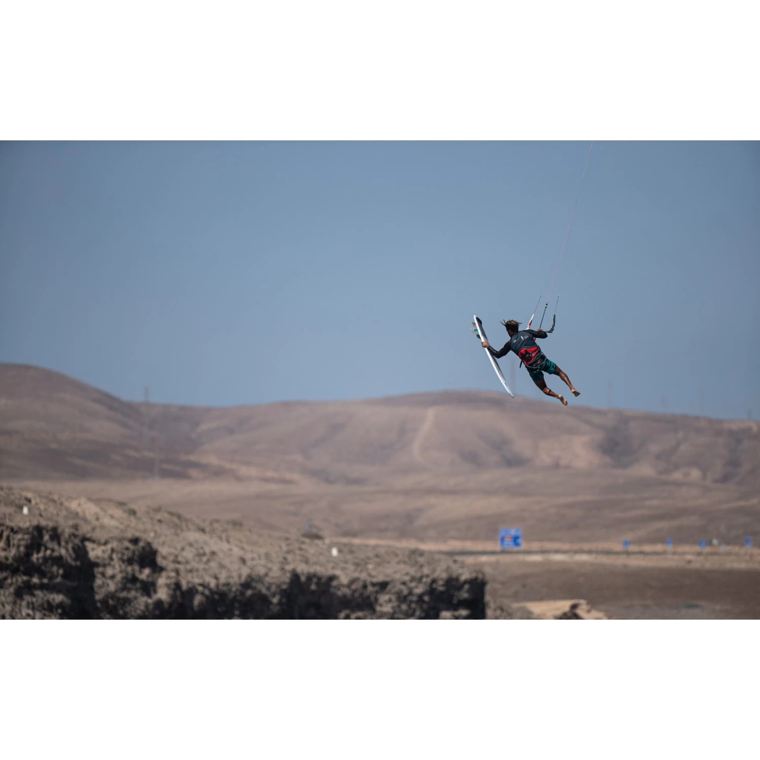 Planches Kitesurf Directionnel Duotone Voke SLS 21 2021 4 Planches Kitesurf Directionnel Duotone Voke SLS 21 2021 – Image 4