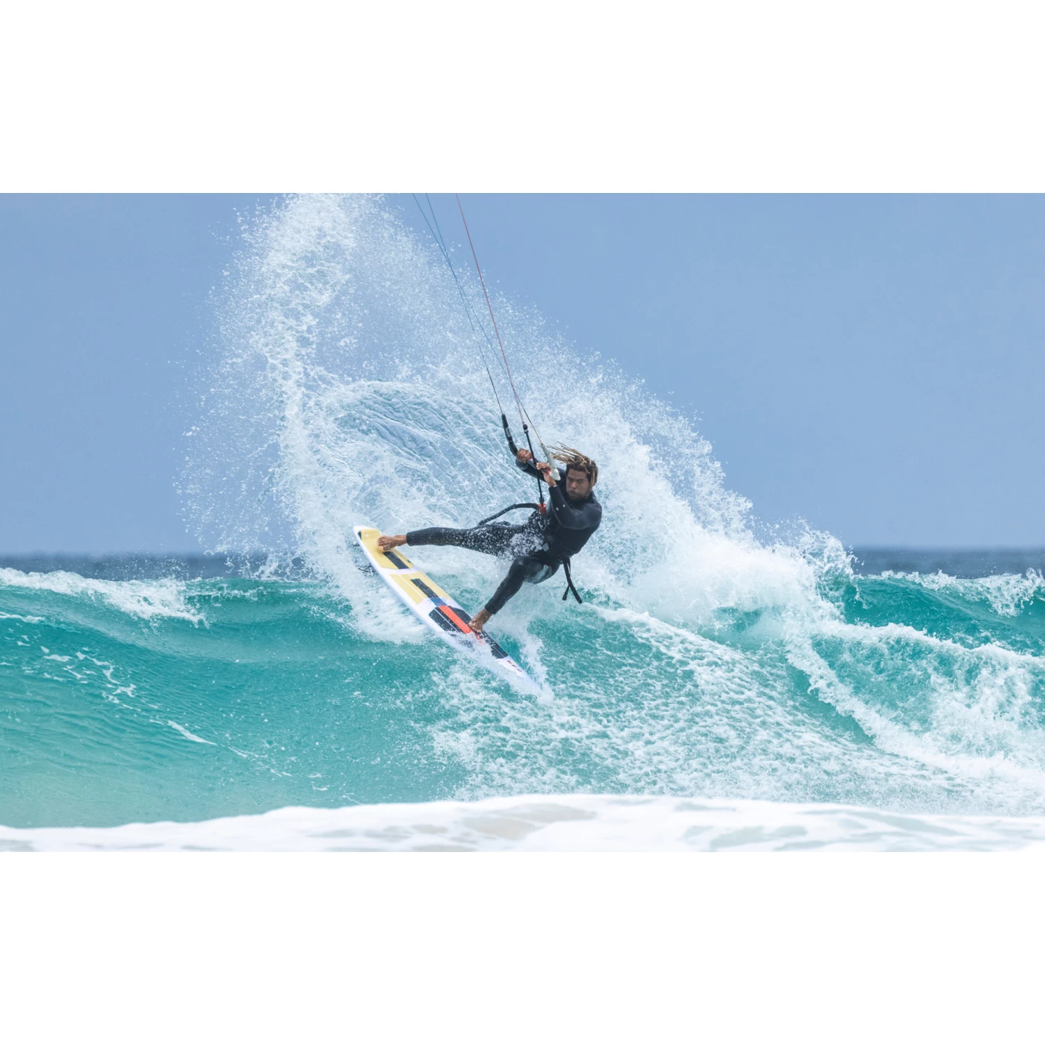 Planches Kitesurf Directionnel Duotone Wam D/LAB 2022 2 Planches Kitesurf Directionnel Duotone Wam D/LAB 2022 – Image 2