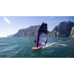 Voiles Windfoil Duotone Warp_Fin 20.22 2022 -Magasin de matériel de surf warpfin 2022 9