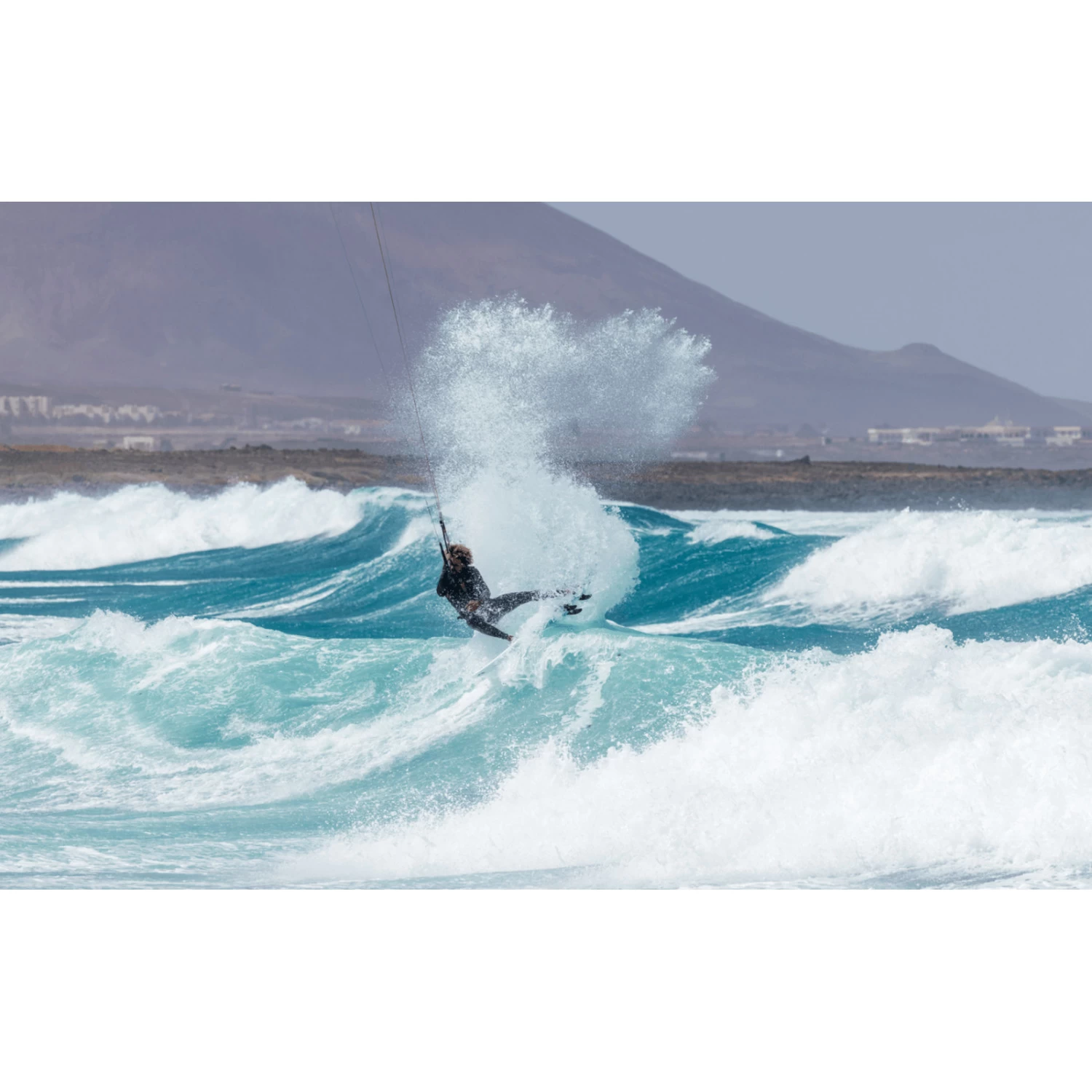 Planches Kitesurf Directionnel Duotone Whip SLS 2022 8 Planches Kitesurf Directionnel Duotone Whip SLS 2022 – Image 8